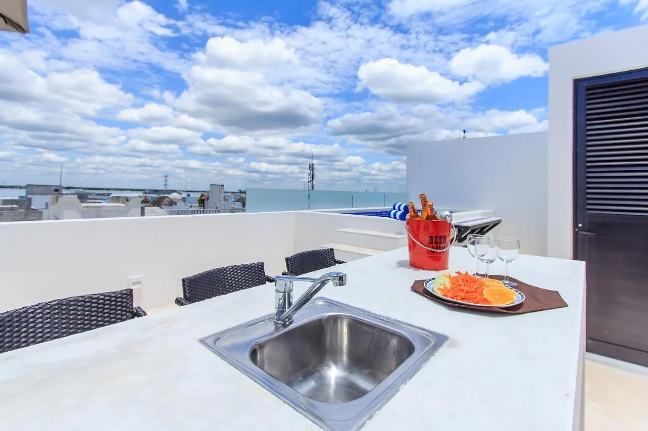 A-Nah Apartments, Rooftop Pool, Walking Distance To 5Th Avenue 신데 델 카르멘