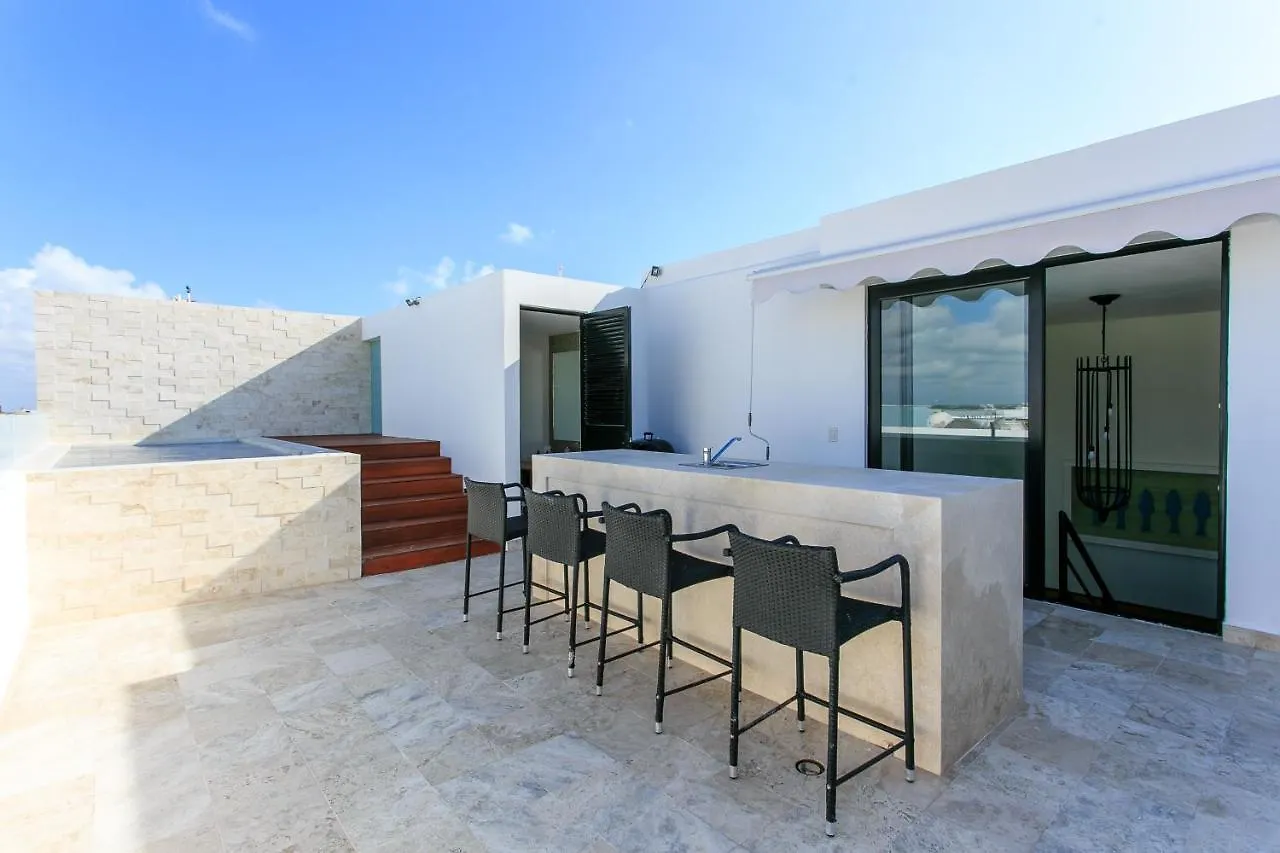 아파트 A-Nah Apartments, Rooftop Pool, Walking Distance To 5Th Avenue 신데 델 카르멘