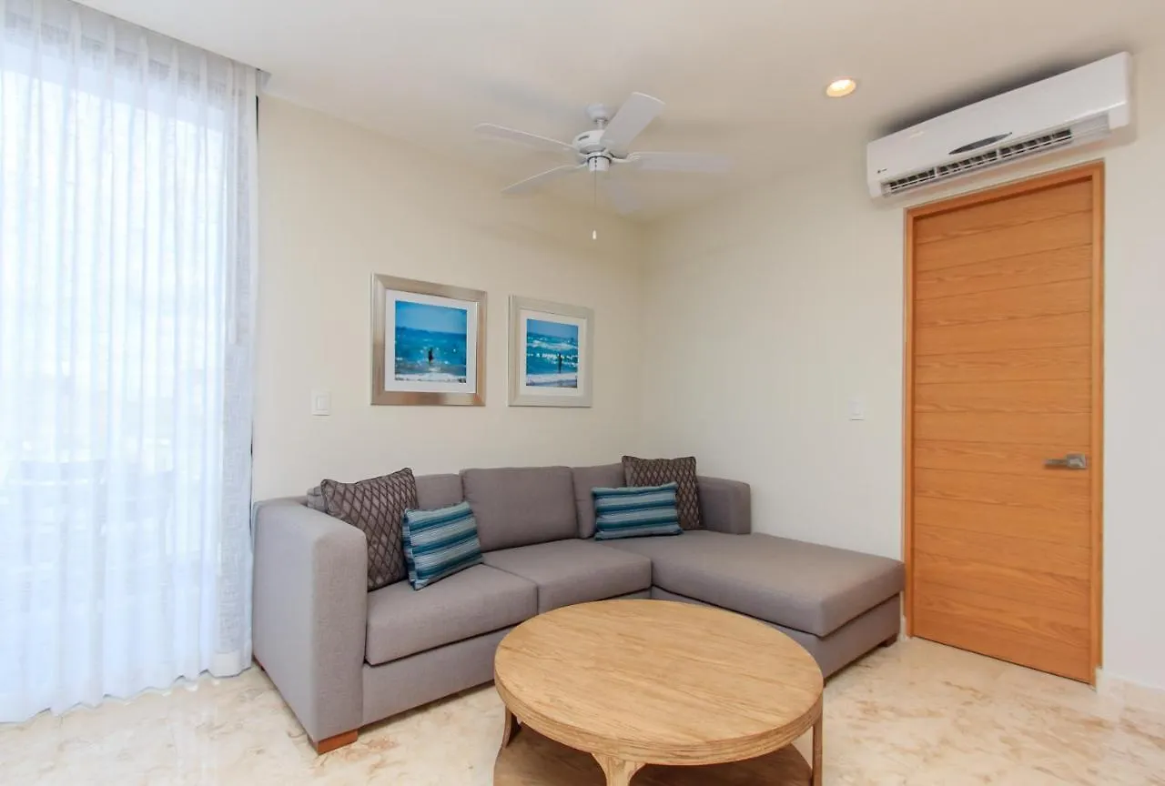 Apartment A-Nah Apartments, Rooftop Pool, Walking Distance To 5Th Avenue Playa del Carmen