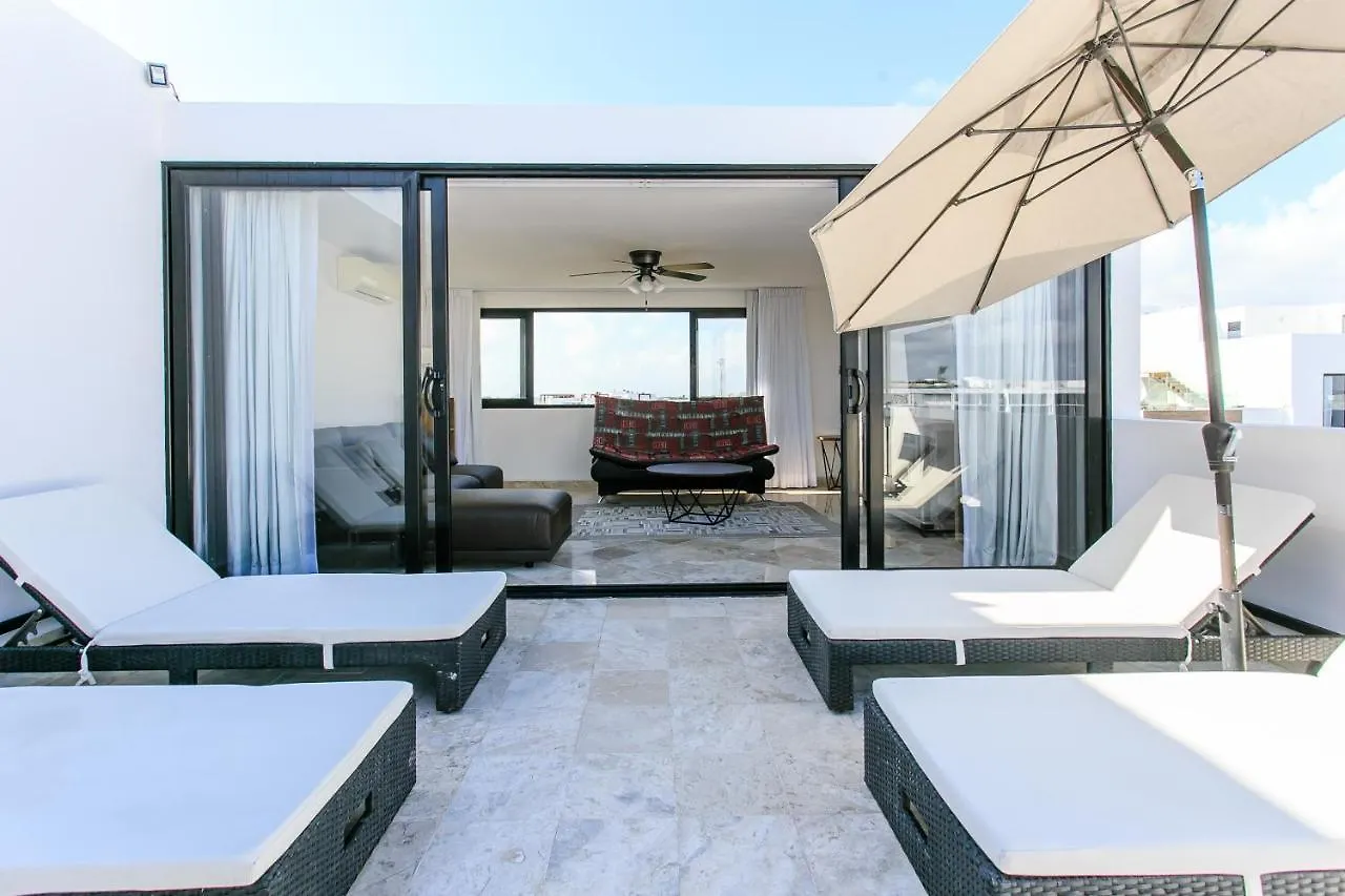 A-Nah Apartments, Rooftop Pool, Walking Distance To 5Th Avenue Playa del Carmen 0*,  Mexico