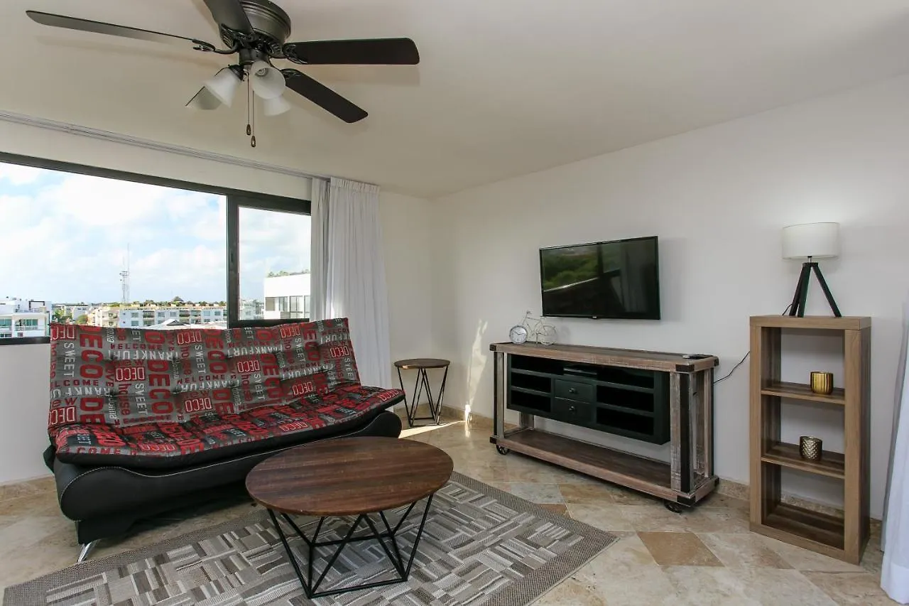 A-Nah Apartments, Rooftop Pool, Walking Distance To 5Th Avenue Playa del Carmen 0*,
