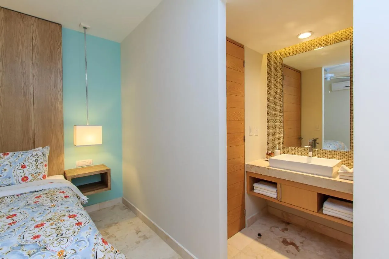 A-Nah Apartments, Rooftop Pool, Walking Distance To 5Th Avenue Playa del Carmen 0*,  Mexico