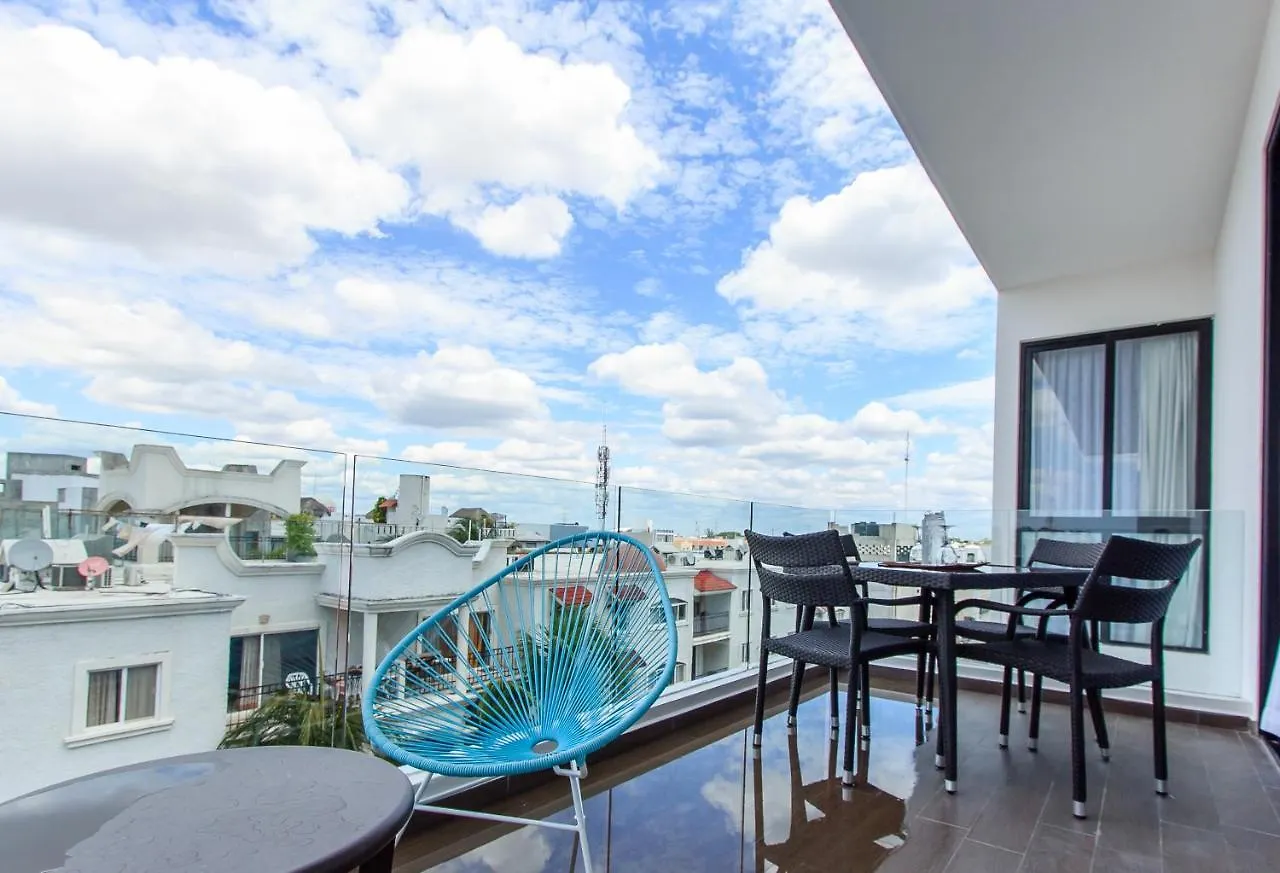 A-Nah Apartments, Rooftop Pool, Walking Distance To 5Th Avenue Playa del Carmen